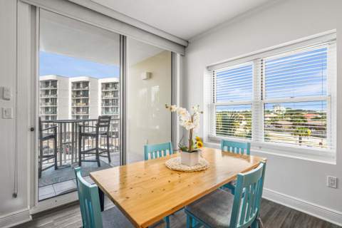 590 Santa Rosa Boulevard #301, Fort Walton Beach FL - photo 9 of 32