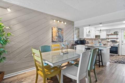 885 Santa Rosa Boulevard #101, Fort Walton Beach FL - photo 8 of 42