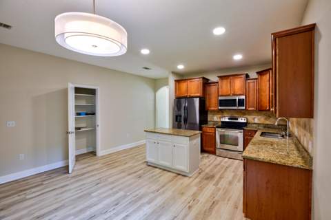 55 N Marsh Landing, Freeport FL - photo 12 of 40
