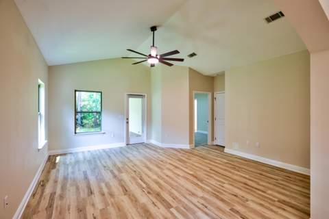 55 N Marsh Landing, Freeport FL - photo 7 of 40