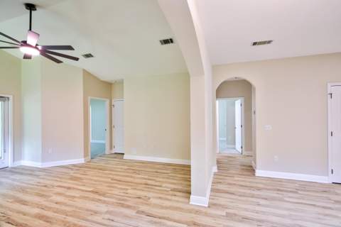 55 N Marsh Landing, Freeport FL - photo 8 of 40