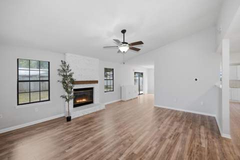 1134 Rhonda Drive, Niceville FL - photo 9 of 87