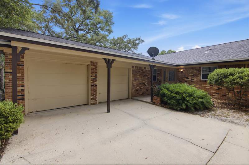 4 bedroom Detached Single Family at 716 Bradford Drive, Colony Est 3rd Add, Fort Walton Beach — photo 3