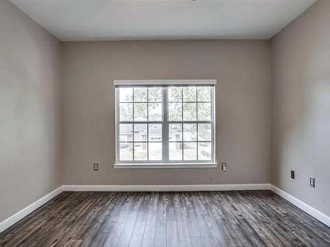 1501 N Partin Drive #260, Niceville FL - photo 15 of 23