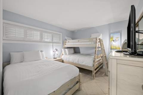 510 Gulf Shore Drive #102, Destin FL - photo 9 of 37