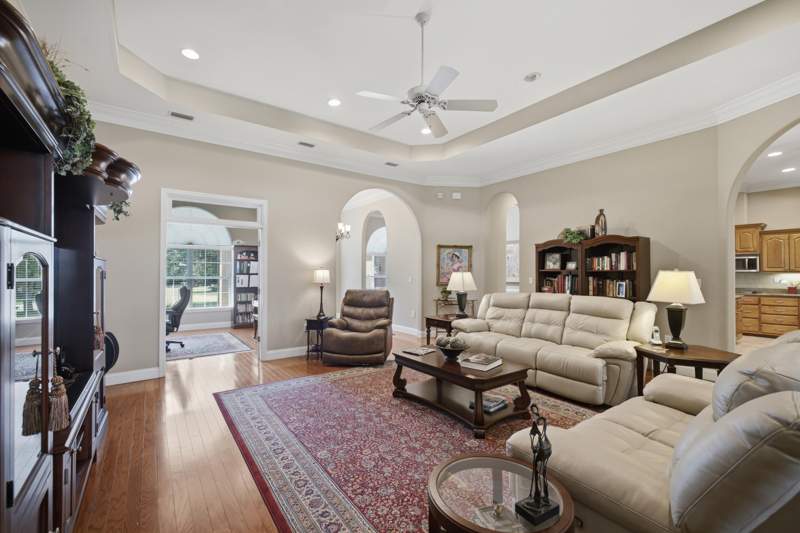 4 bedroom Detached Single Family at 412 Ruckel Drive, Rocky Bayou Country Club Estates 9, Niceville — photo 5
