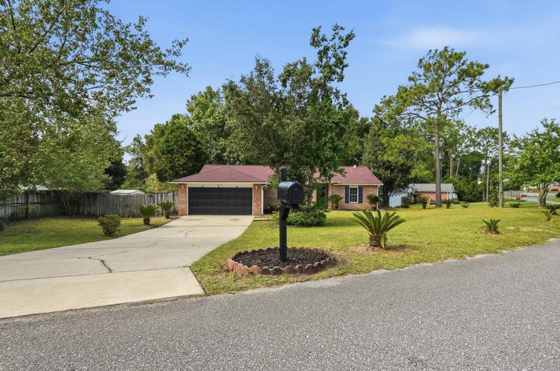 3 bedroom Detached Single Family at 1218 Ego Drive, Countryview Estates 4th Addn Ph 4, Crestview — photo 4