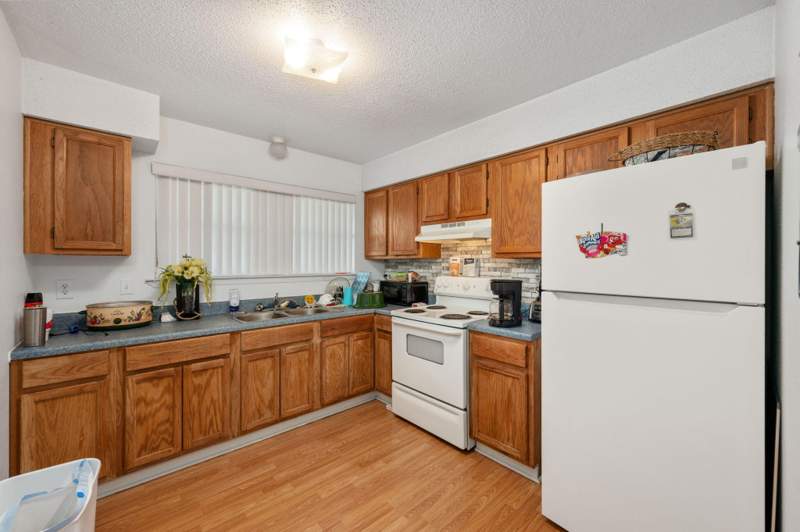 6 bedroom Townhouse at 1702 E 1St Avenue, Peppertree, Crestview — photo 5