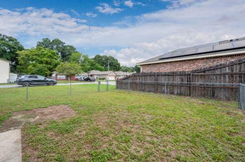 1702 E 1St Avenue, Crestview FL - photo 12 of 13