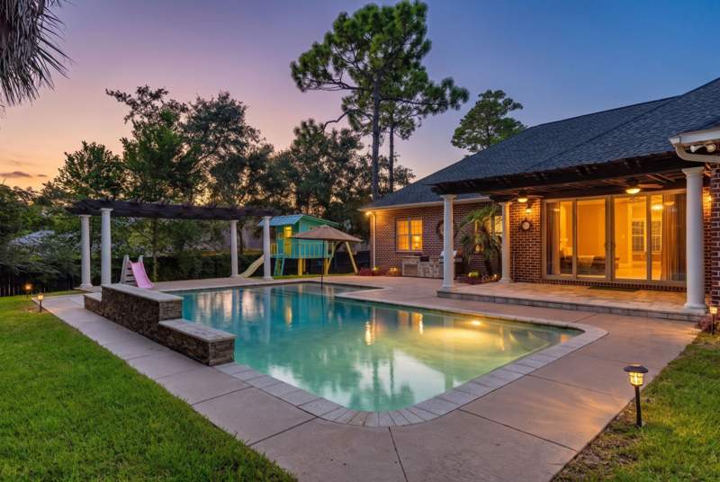 4 bedroom Detached Single Family at 300 Grove Park Drive, Swift Creek Plantation, Niceville — photo 3