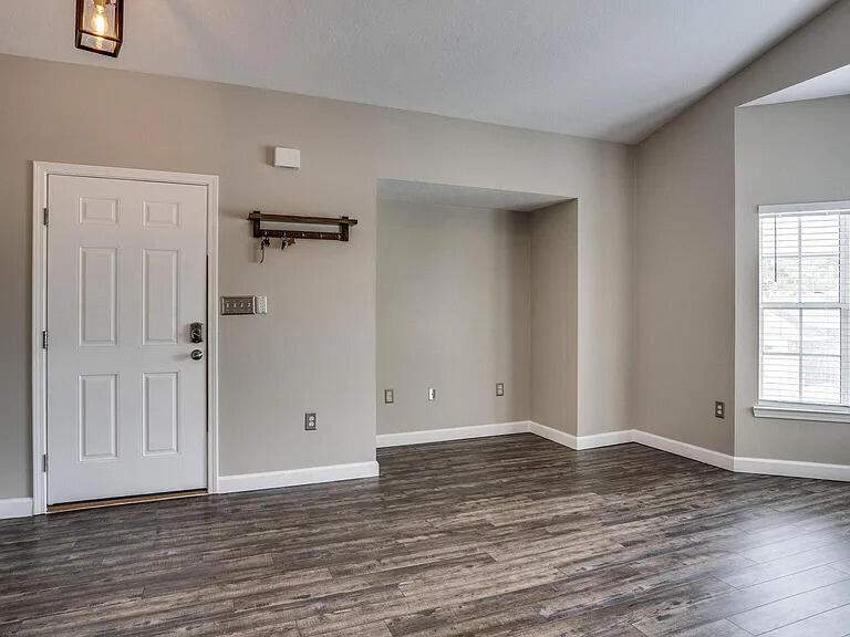 1 bedroom Condominium at 1501 N Partin Drive #260, The Oaks At Niceville, Niceville — photo 4