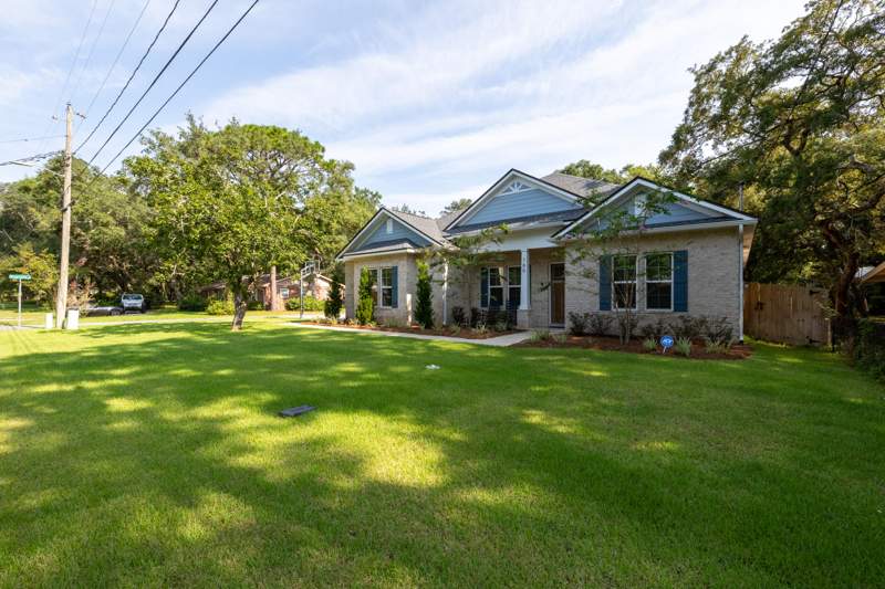 6 bedroom Detached Single Family at 166 Grandview Avenue, Valparaiso Shores, Valparaiso — photo 3