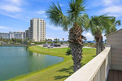 171 S Driftwood Bay #Unit 105, Miramar Beach FL - photo 18 of 48