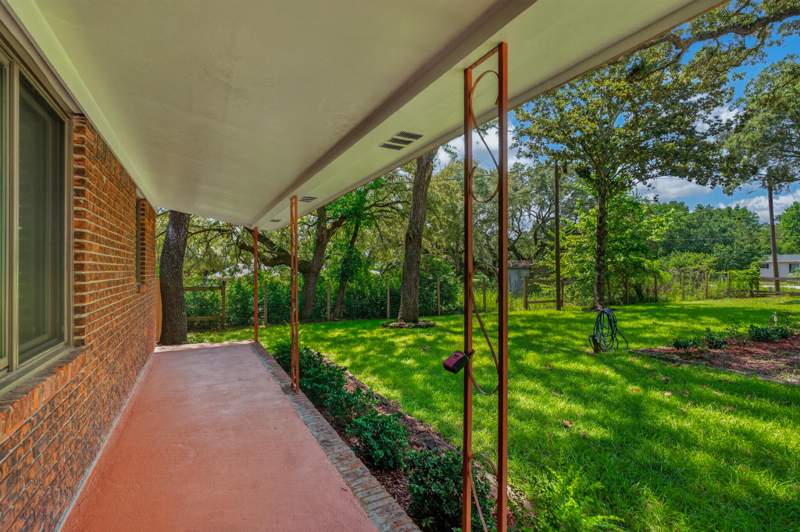 4 bedroom Detached Single Family at 1437 Cat Mar Road, Seminole 1st Addn, Niceville — photo 4