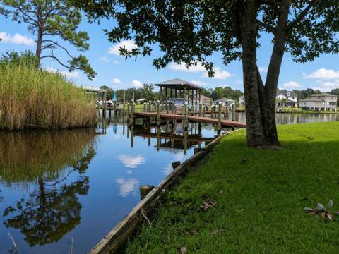 271 NW Ewing Court, Fort Walton Beach FL - photo 13 of 70