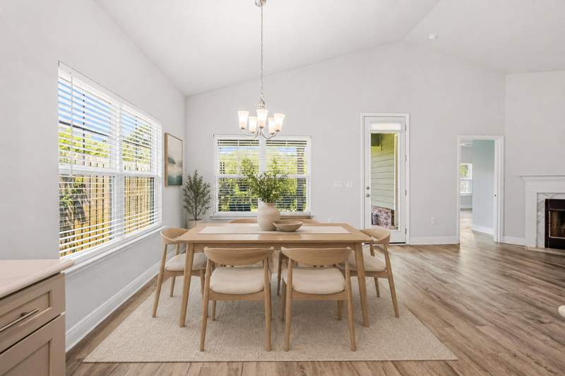 3 bedroom Detached Single Family at 667 Alleyoak Lane, The Bluffs At Lafayette, Freeport — photo 5