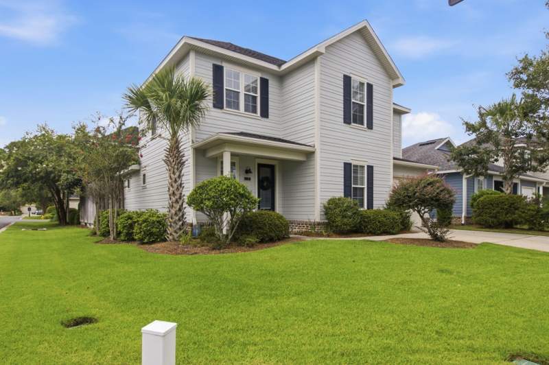4 bedroom Detached Single Family at 7 Hatton Court, Church Street Village, Santa Rosa Beach — photo 2