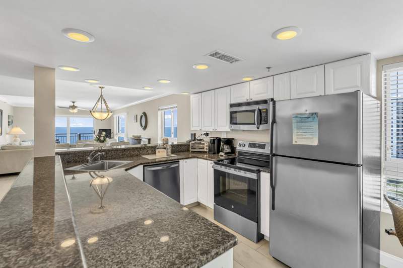 2 bedroom Condominium at 1008 E Highway 98 #133, Destin Towers Condo, Destin — photo 3