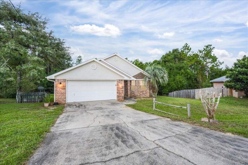 3 bedroom Detached Single Family at 5327 Whitney Court, Antioch Estates S/D Lot 16 Blk A, Crestview — photo 3