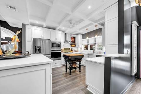 623 Pelican Drive, Fort Walton Beach FL - photo 16 of 158