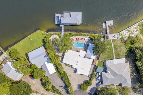 623 Pelican Drive, Fort Walton Beach FL - photo 9 of 158