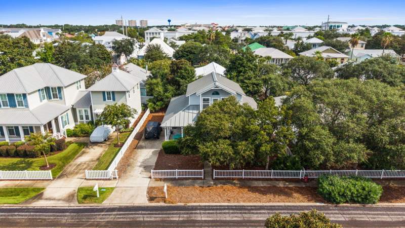 3 bedroom Detached Single Family at 4454 Clipper Cove, Crystal Beach, Destin — photo 5