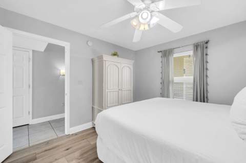 663 Nautilus Court #304, Fort Walton Beach FL - photo 21 of 44