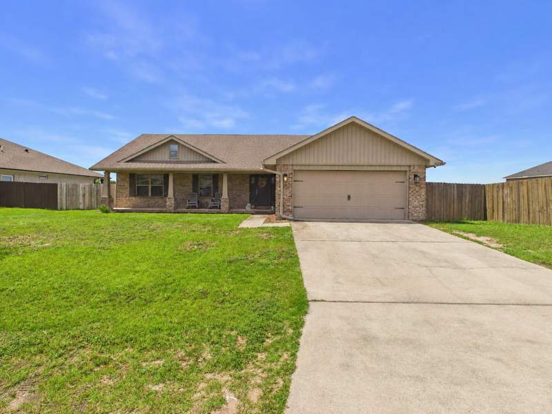 4 bedroom Detached Single Family at 5768 Marigold Loop, Willow Creek Plantation, Crestview — photo 4