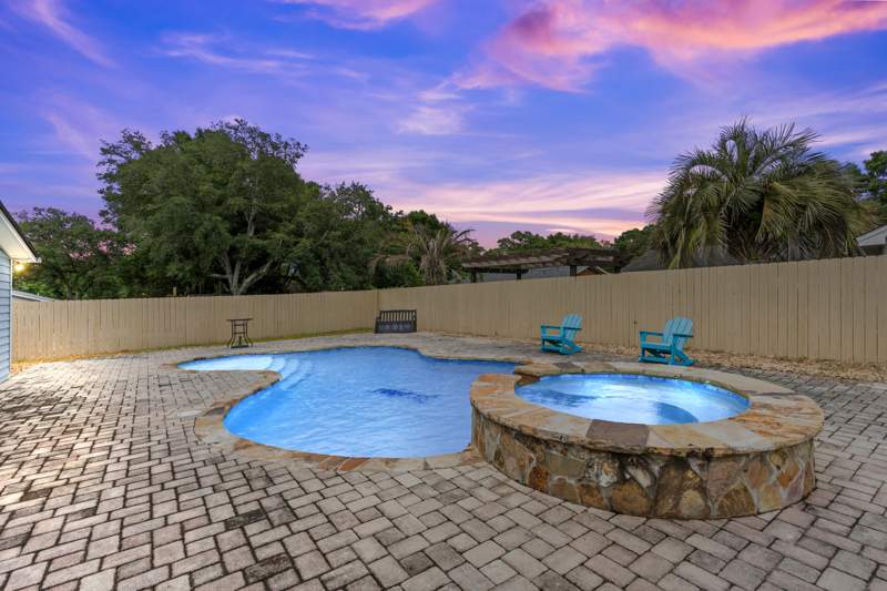4 bedroom Detached Single Family at 1121 37Th Street, Creekside 2, Niceville — photo 2