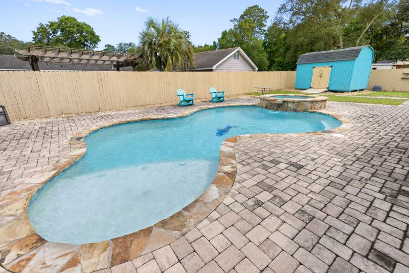 4 bedroom Detached Single Family at 1121 37Th Street, Creekside 2, Niceville — photo 2