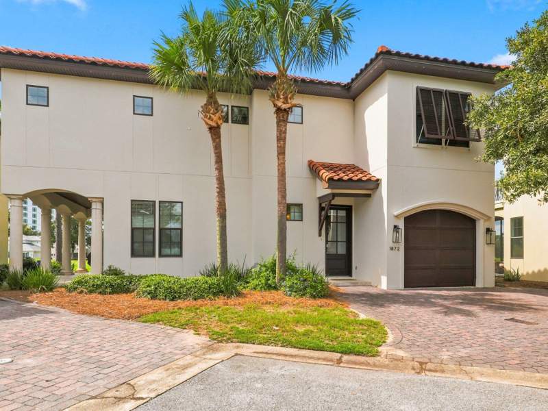 4 bedroom Detached Single Family at 1872 Boardwalk Drive, Villa Lago, Miramar Beach — photo 3