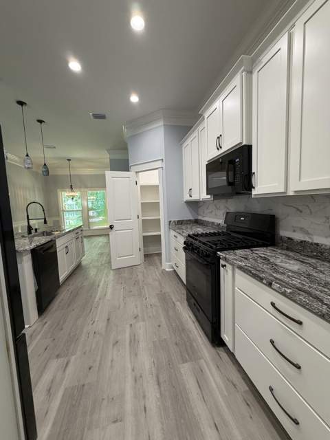 18 Walnut Avenue, Shalimar FL - photo 11 of 17