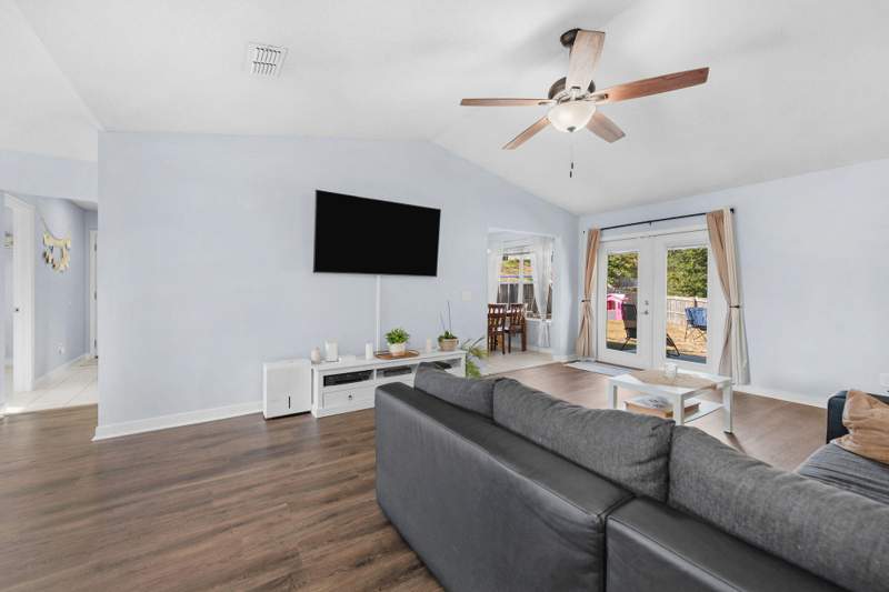 3 bedroom Detached Single Family at 404 Bobby Drive, Countryview Estates 10th Addn, Crestview — photo 5