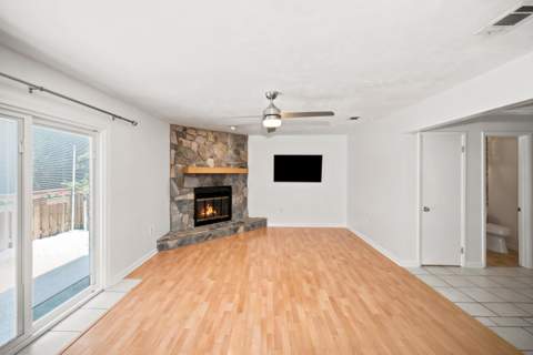 1821 Valparaiso Boulevard, Niceville FL - photo 11 of 63