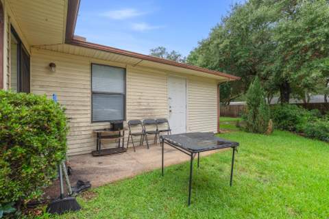 510 NW Parkview Road #A & B, Fort Walton Beach FL - photo 11 of 33