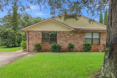 510 NW Parkview Road #A & B, Fort Walton Beach FL - photo 14 of 33