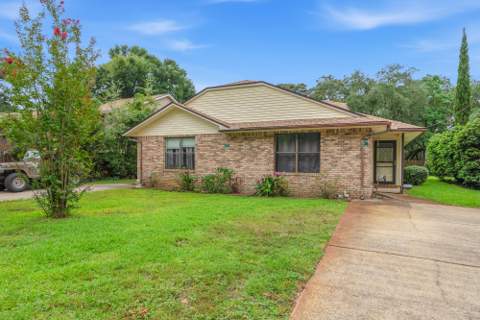 512 NW Parkview Road #A & B, Fort Walton Beach FL - photo 23 of 41