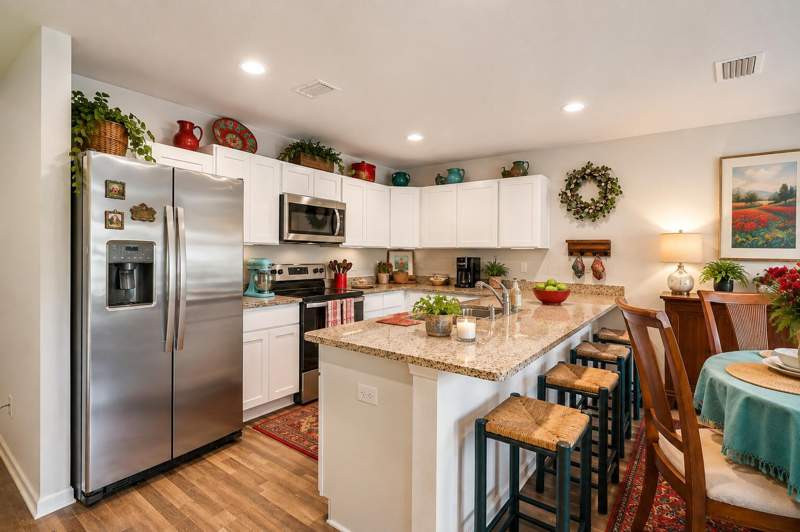 4 bedroom Detached Single Family at 170 Mikaela Avenue, Pinehurst Estates I, DeFuniak Springs — photo 4