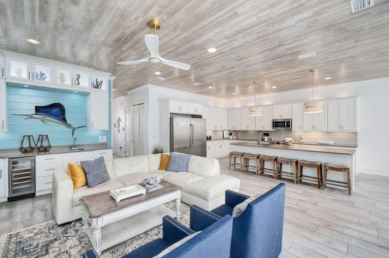 7 bedroom Detached Single Family at 23 Calla Way, The Retreat at Miramar, Miramar Beach — photo 3