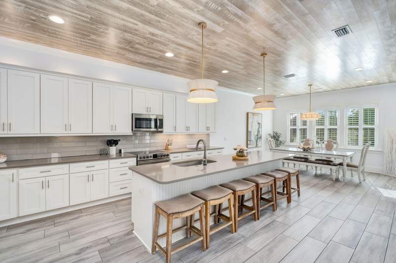 7 bedroom Detached Single Family at 23 Calla Way, The Retreat at Miramar, Miramar Beach — photo 4