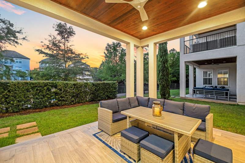 7 bedroom Detached Single Family at 23 Calla Way, The Retreat at Miramar, Miramar Beach — photo 5