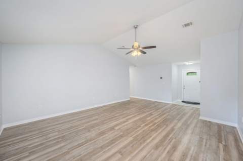 1093 Farmer Street, Crestview FL - photo 10 of 37
