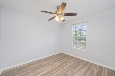 1093 Farmer Street, Crestview FL - photo 16 of 37