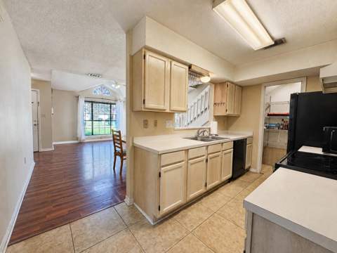 1900 Squirrel Path, Fort Walton Beach FL - photo 13 of 35