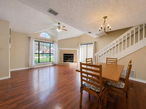 1900 Squirrel Path, Fort Walton Beach FL - photo 7 of 35