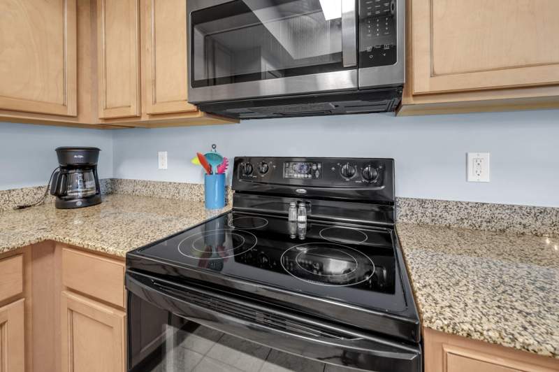 2 bedroom Condominium at 4207 Indian Bayou Trail #Unit 2401, The Palms Of Destin, Destin — photo 5