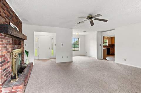116 Ten Lake Drive, DeFuniak Springs FL - photo 11 of 47