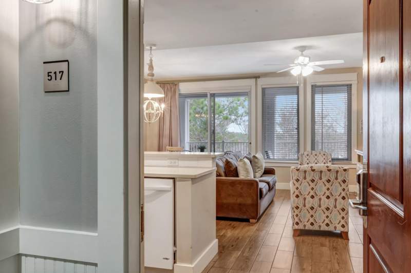 2 bedroom Condominium at 9300 Baytowne Wharf Boulevard #515/517, Pilot House, Miramar Beach — photo 2