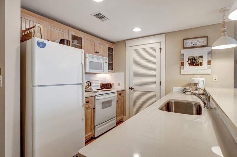 2 bedroom Condominium at 9300 Baytowne Wharf Boulevard #515/517, Pilot House, Miramar Beach — photo 5
