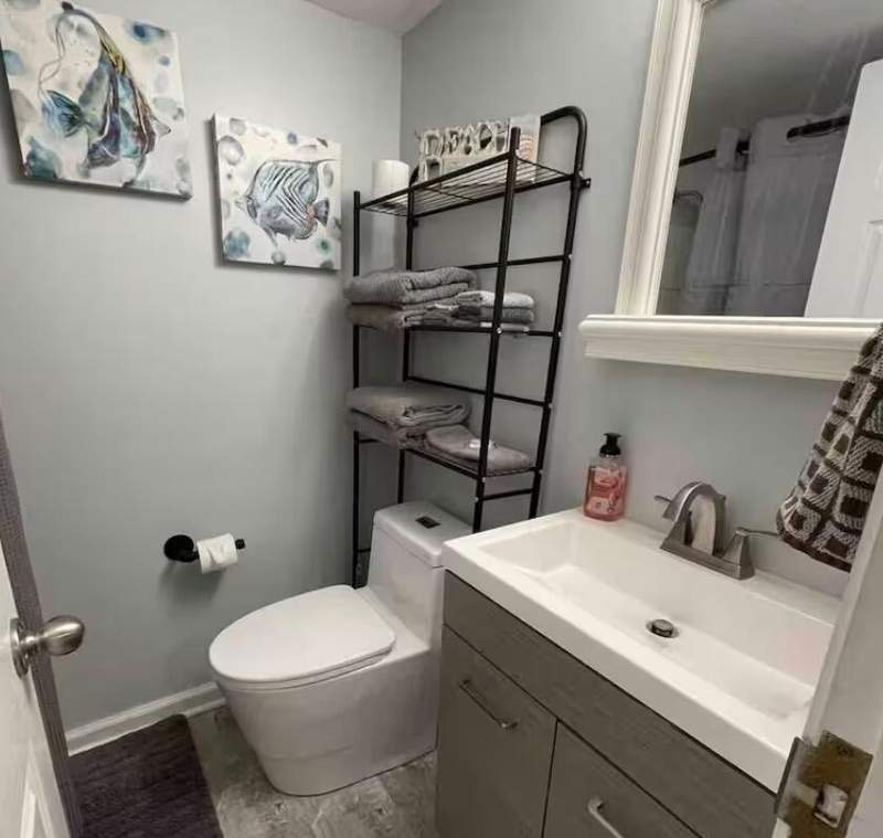 1 bedroom Condominium at 683 Nautilus Court #204, Tropical Isle Condo, Fort Walton Beach — photo 5